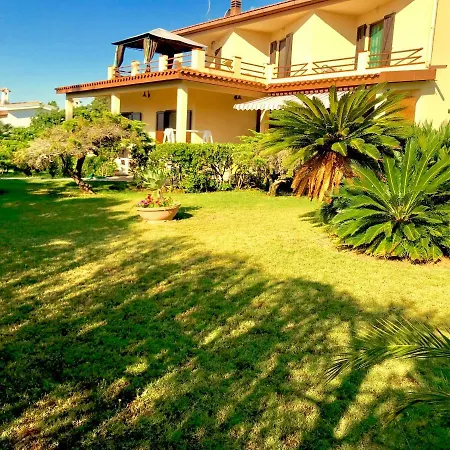 Ro Vakantiehuis Porto Columbu - Perd'E Sali